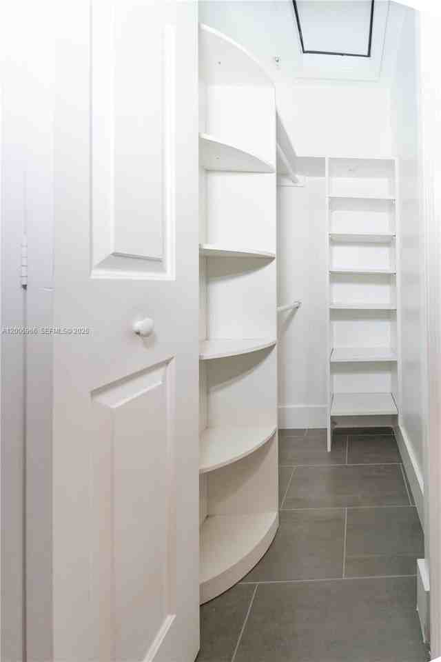 3515 Shoma Dr #3515 - Photo 4 of 45