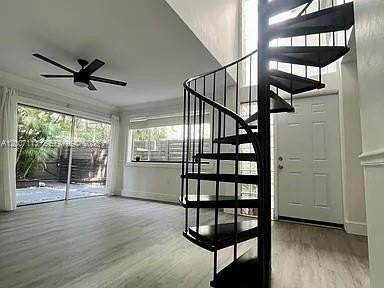 3209 Bird Ave - Photo 2 of 9