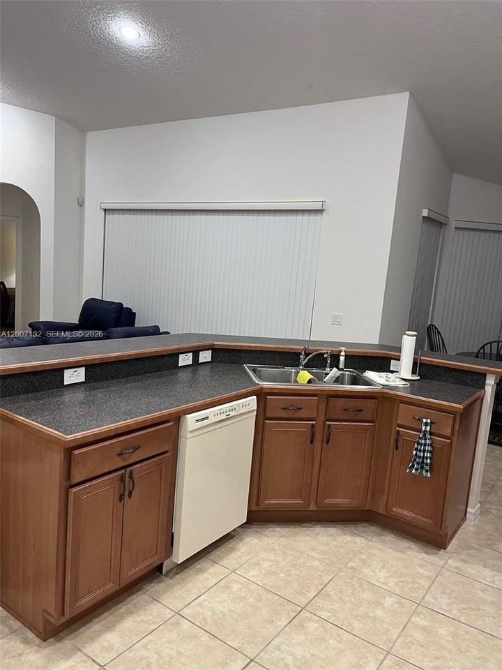 2931 Benton Ln #2931 - Photo 6 of 24