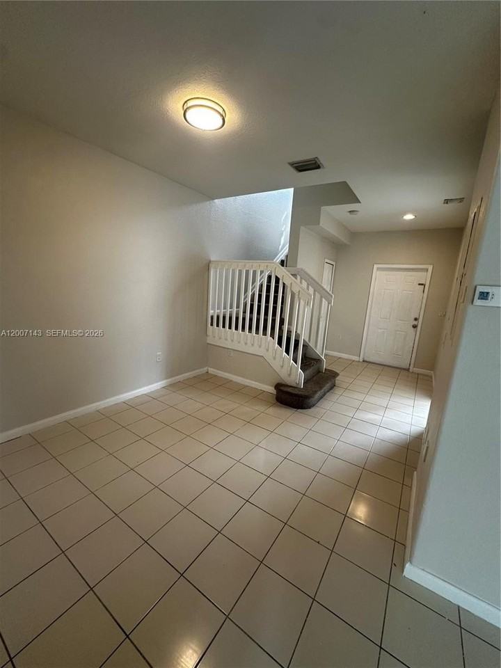 2912 Se 15th Rd #56 - Photo 4 of 32