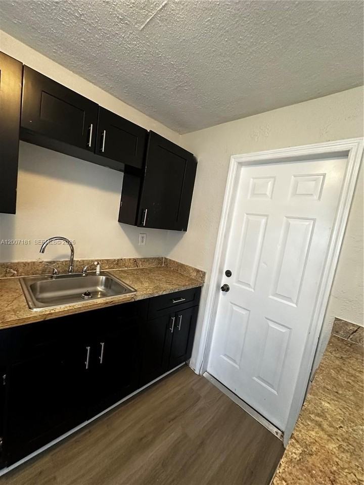 11840 Sw 212th St #11840 - Photo 7 of 19