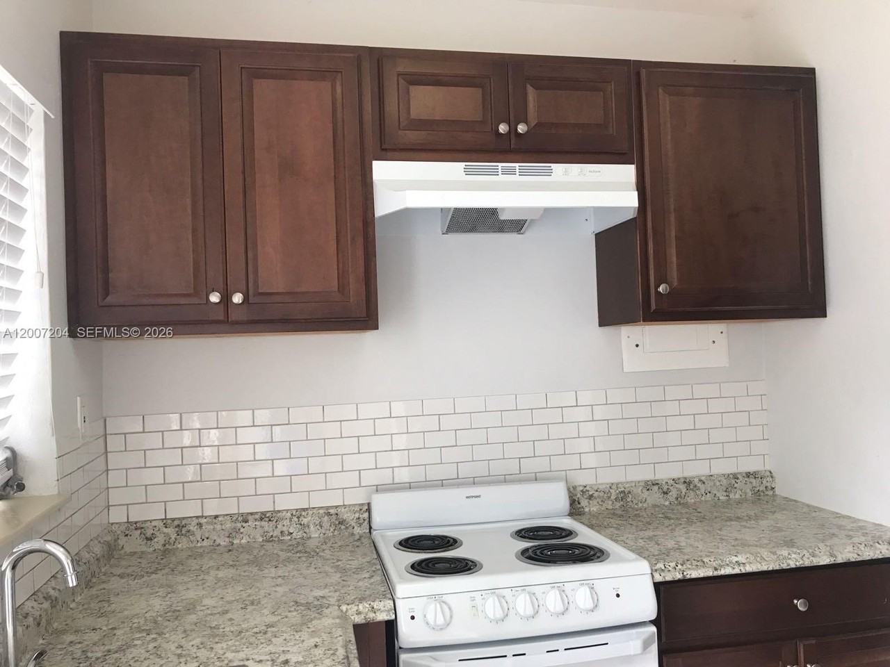 2483 Sw 11th St #2483 - Photo 7 of 12