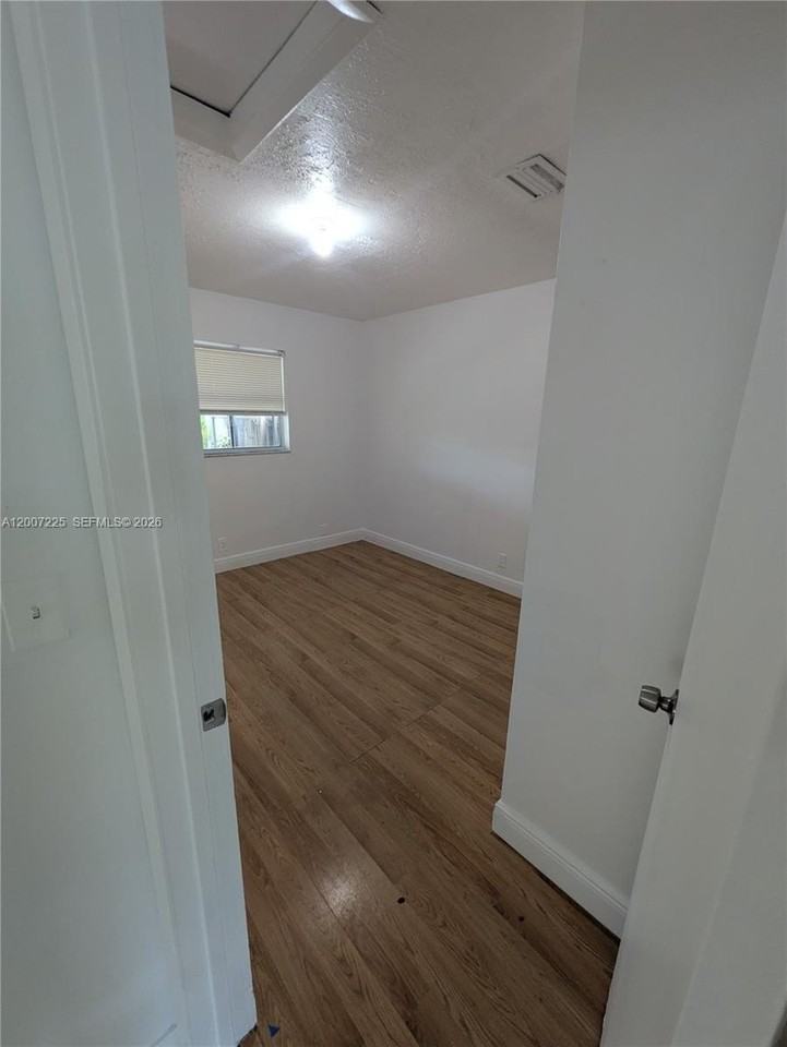 8033 Nw 41st Ct #0 - Photo 6 of 15