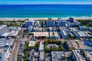 428 Collins Ave #4 - Photo 1 of 1
