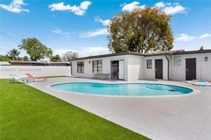 featured image of 7051 Tyler St