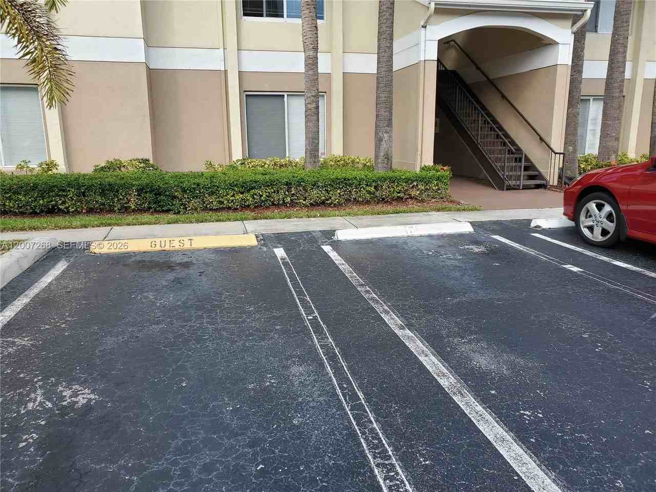 815 W Boynton Beach Blvd #14-102 - Photo 3 of 24