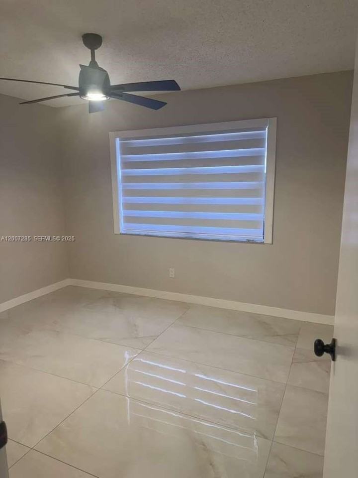 7478 Nw 34th St #7478 - Photo 3 of 22