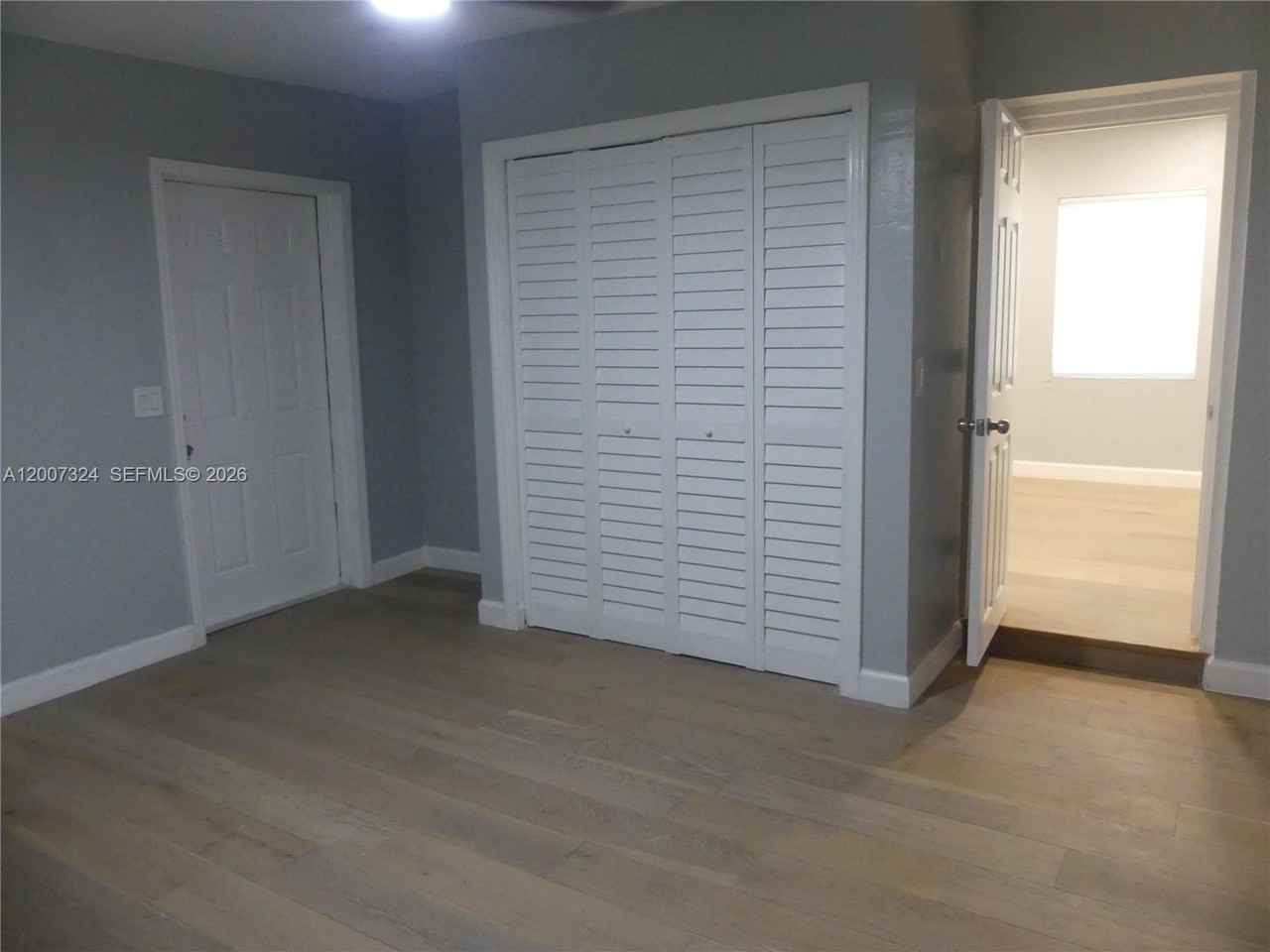 161 Nw 40th St #4 - Photo 5 of 11