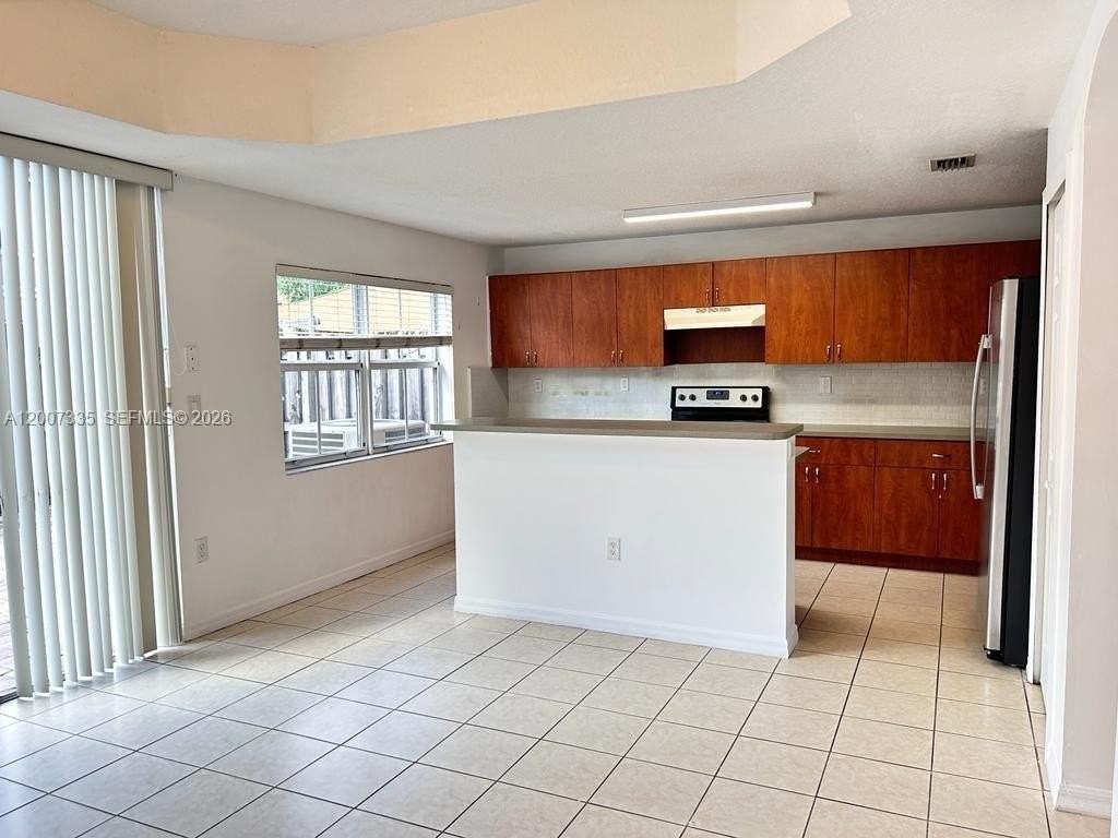 15226 Sw 30th Ter - Photo 3 of 9