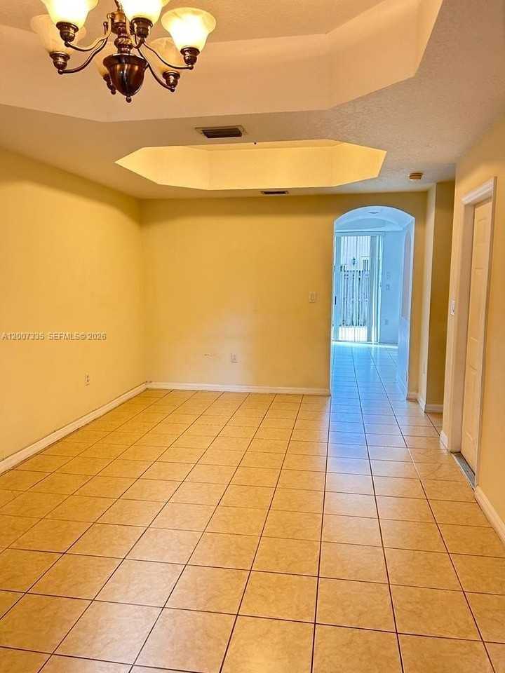 15226 Sw 30th Ter - Photo 6 of 9