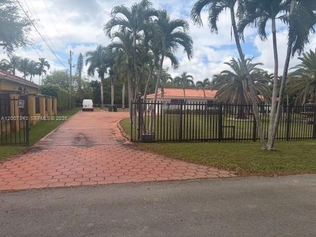 7090 Sw 62nd St #0 - Photo 2 of 26