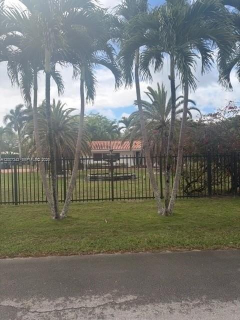 7090 Sw 62nd St #0 - Photo 6 of 26