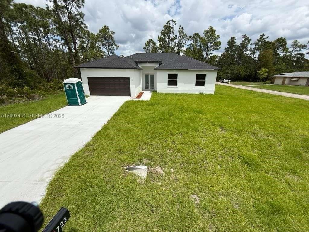 723 Epps Brown St E #723 - Photo 4 of 28