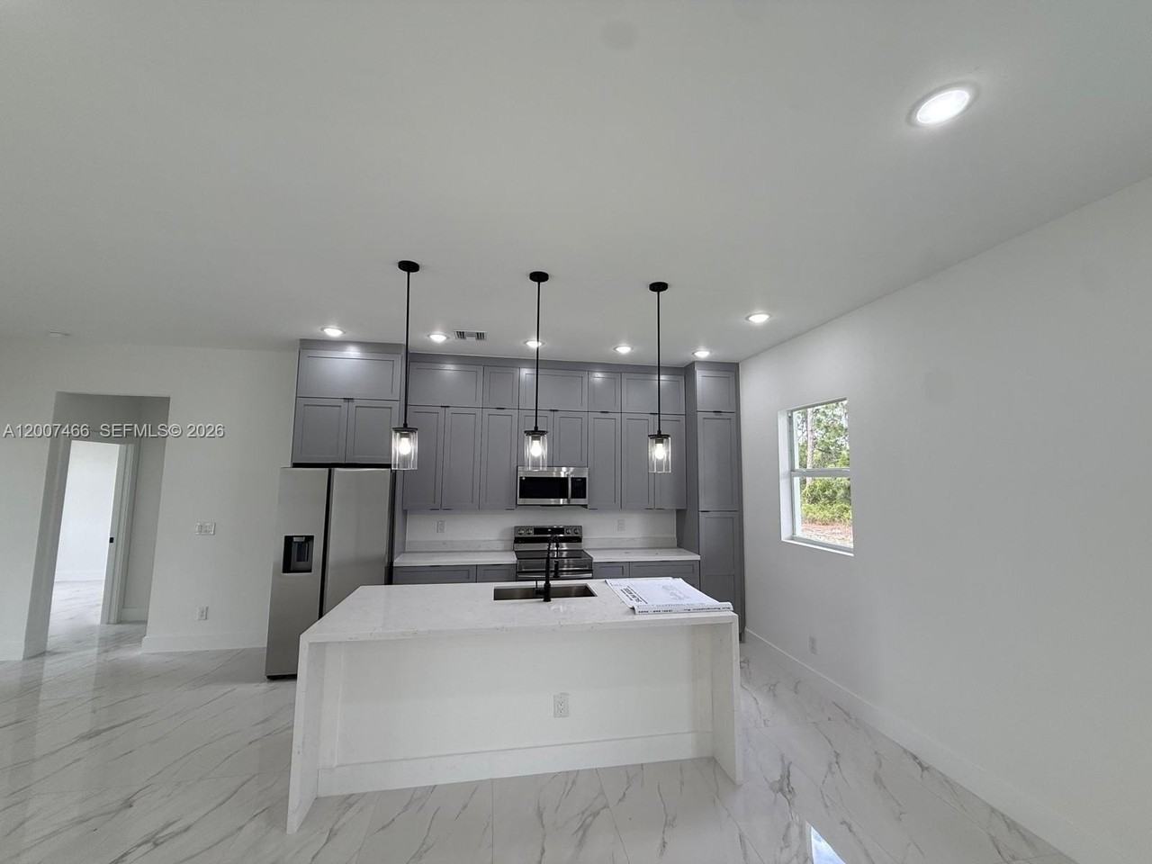 1089 Eisenhower Blvd #1089 - Photo 6 of 21