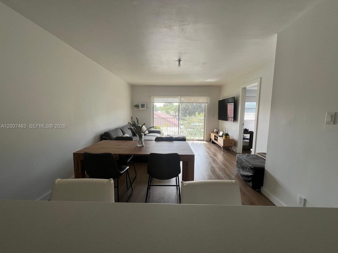 2369 Nw 89th Dr #511 - Photo 3 of 12