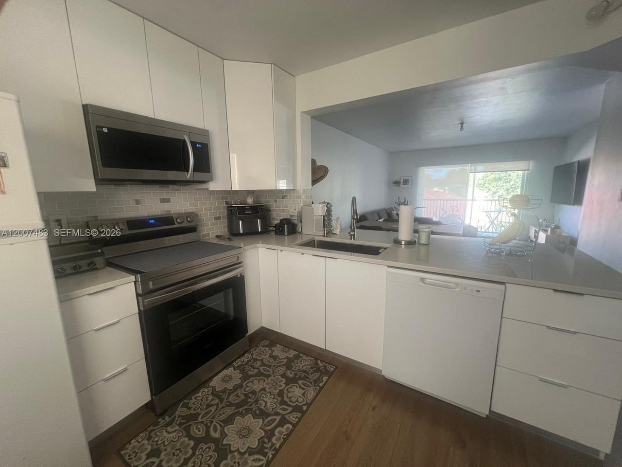 2369 Nw 89th Dr #511 - Photo 5 of 12
