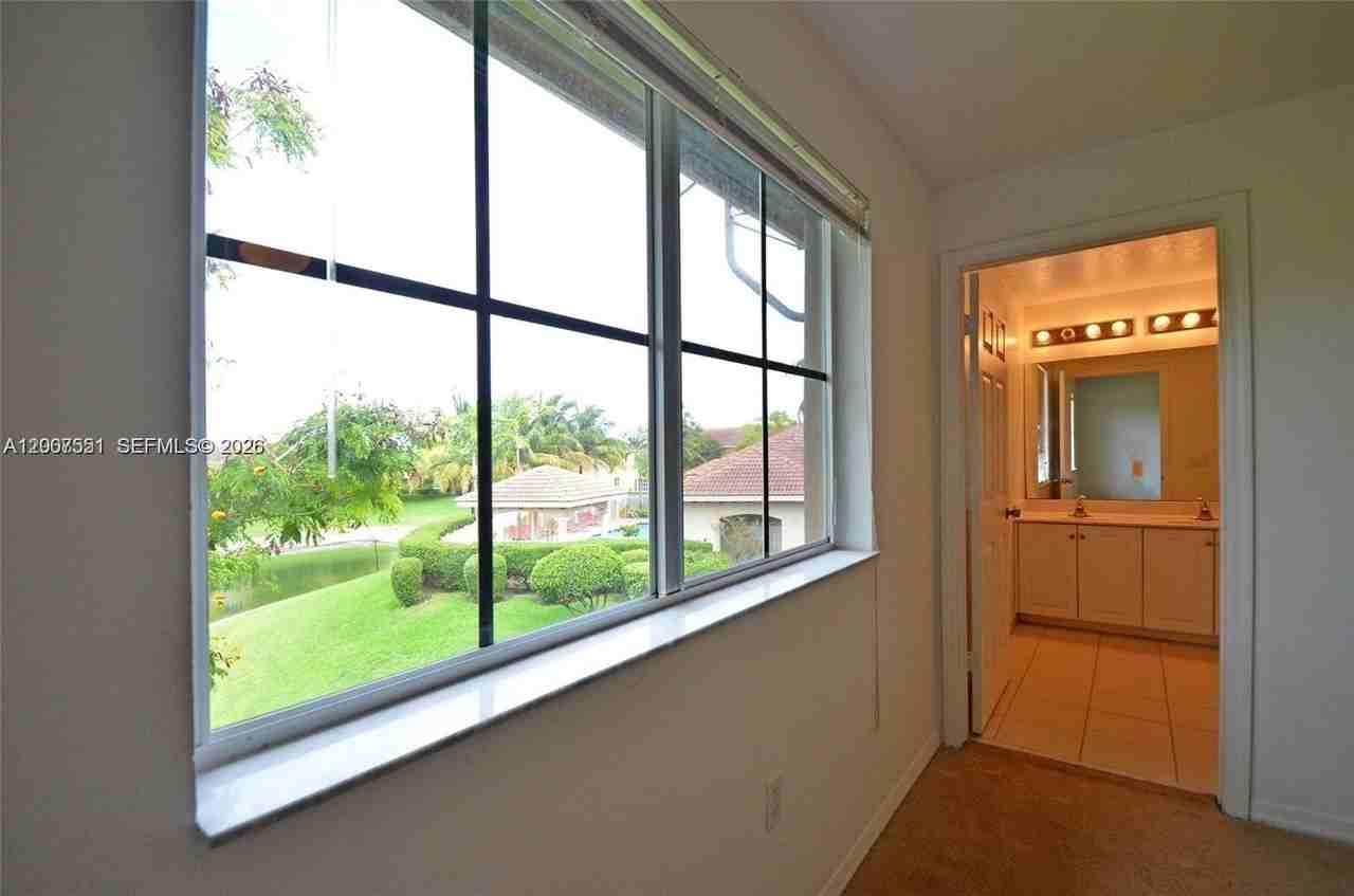 1937 Sw 60th Ter #1937 - Photo 3 of 21