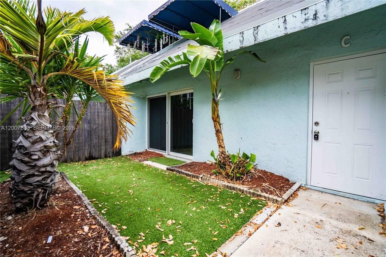 600 N Rio Vista Blvd #C - Photo 5 of 23