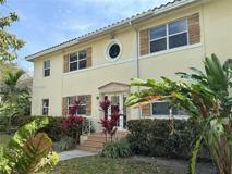 725 Ne 91st St #1D - Photo 1 of 1