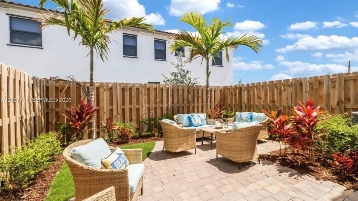 23402 Sw 133rd Ct - Photo 4 of 8