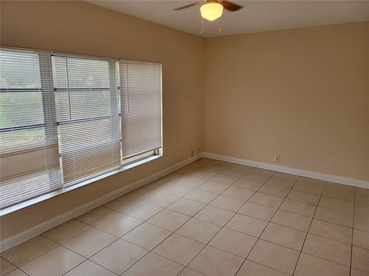 6856 Nw 12th St #0 - Photo 5 of 16