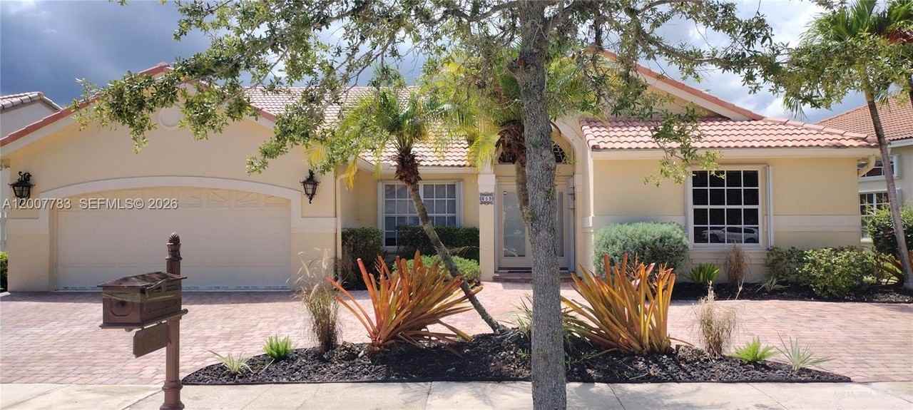 659 Verona Pl #659 - Photo 3 of 50