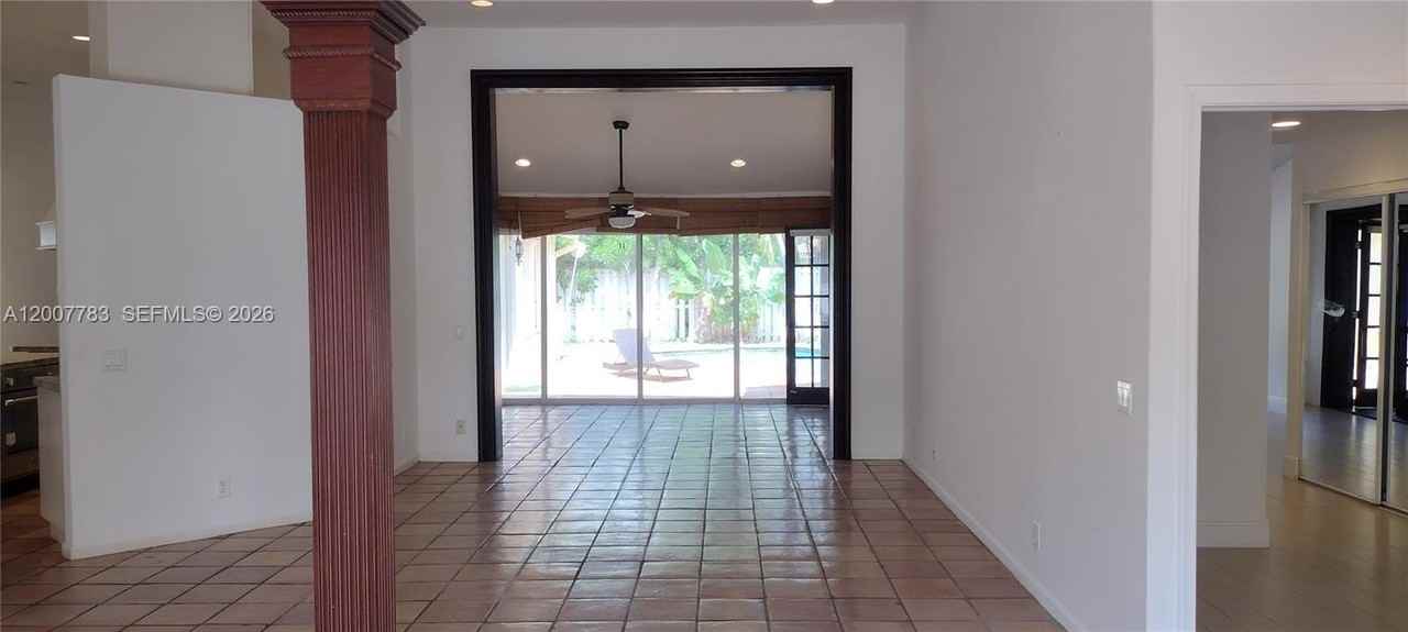 659 Verona Pl #659 - Photo 7 of 50