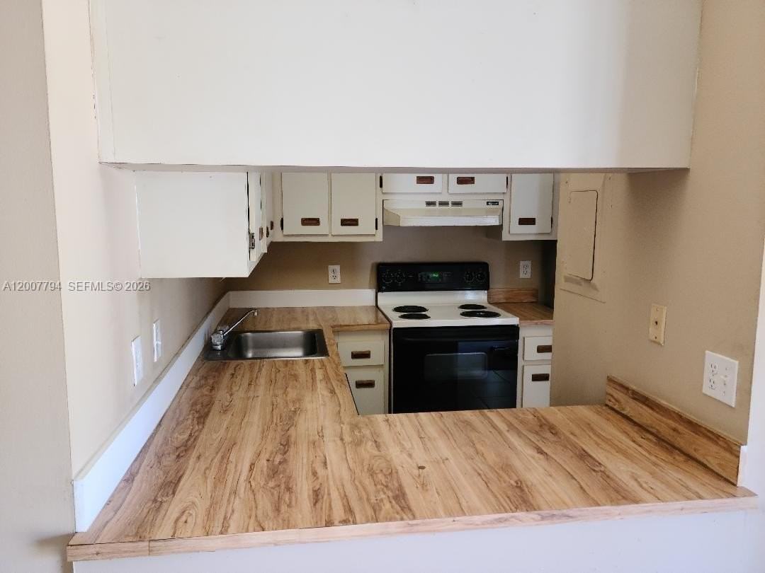 1954 Windsor Dr #1954 - Photo 6 of 7