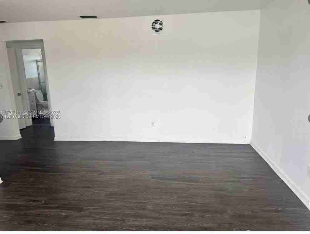 1931 Ne 168th St #3 - Photo 2 of 11