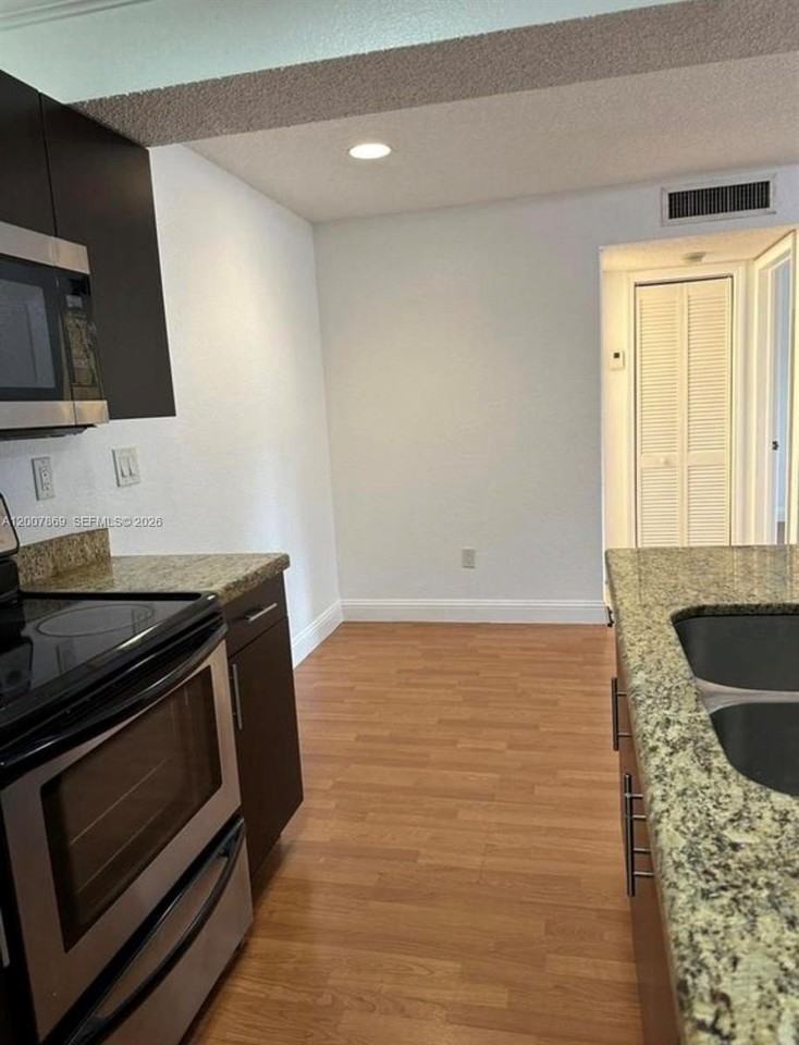 15570 Sw 105th Ln #1718 - Photo 4 of 17