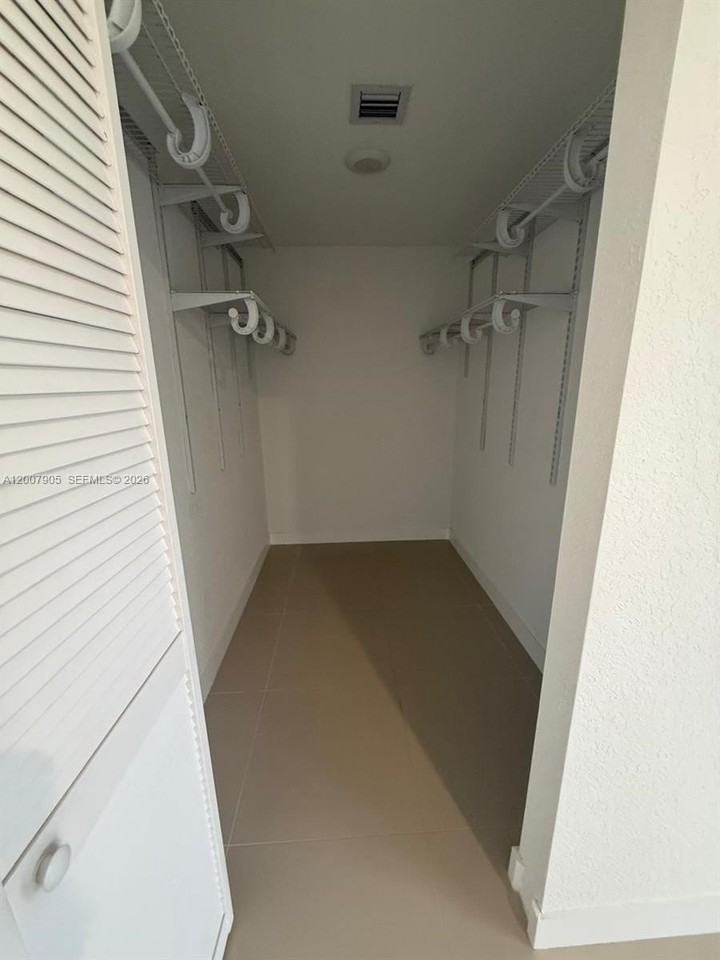 25664 Sw 143rd Path #25664 - Photo 6 of 17