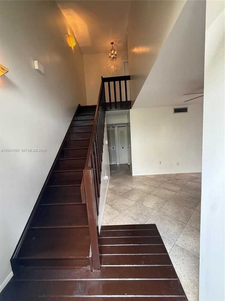 10661 Sw 113th Pl #94B - Photo 4 of 50