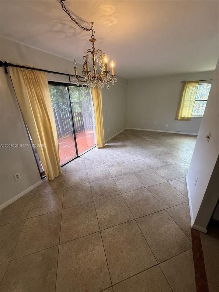 10661 Sw 113th Pl #94B - Photo 7 of 50