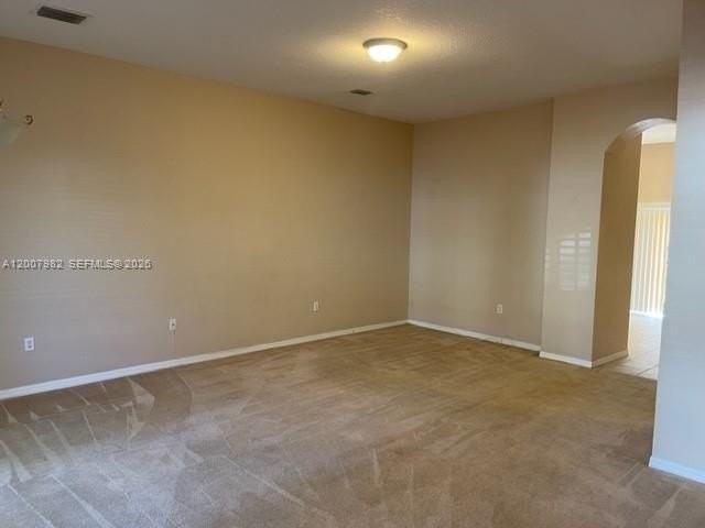 2424 Se 19th Ct #2424 - Photo 3 of 8