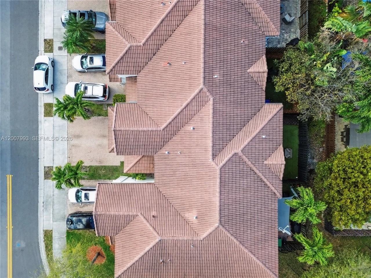 7876 Nw 109th Path - Photo 5 of 50