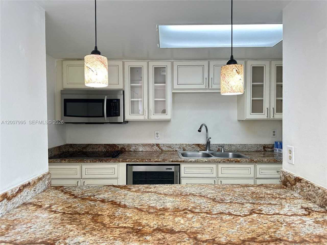 802 Nw 87th Ave #315 - Photo 3 of 17