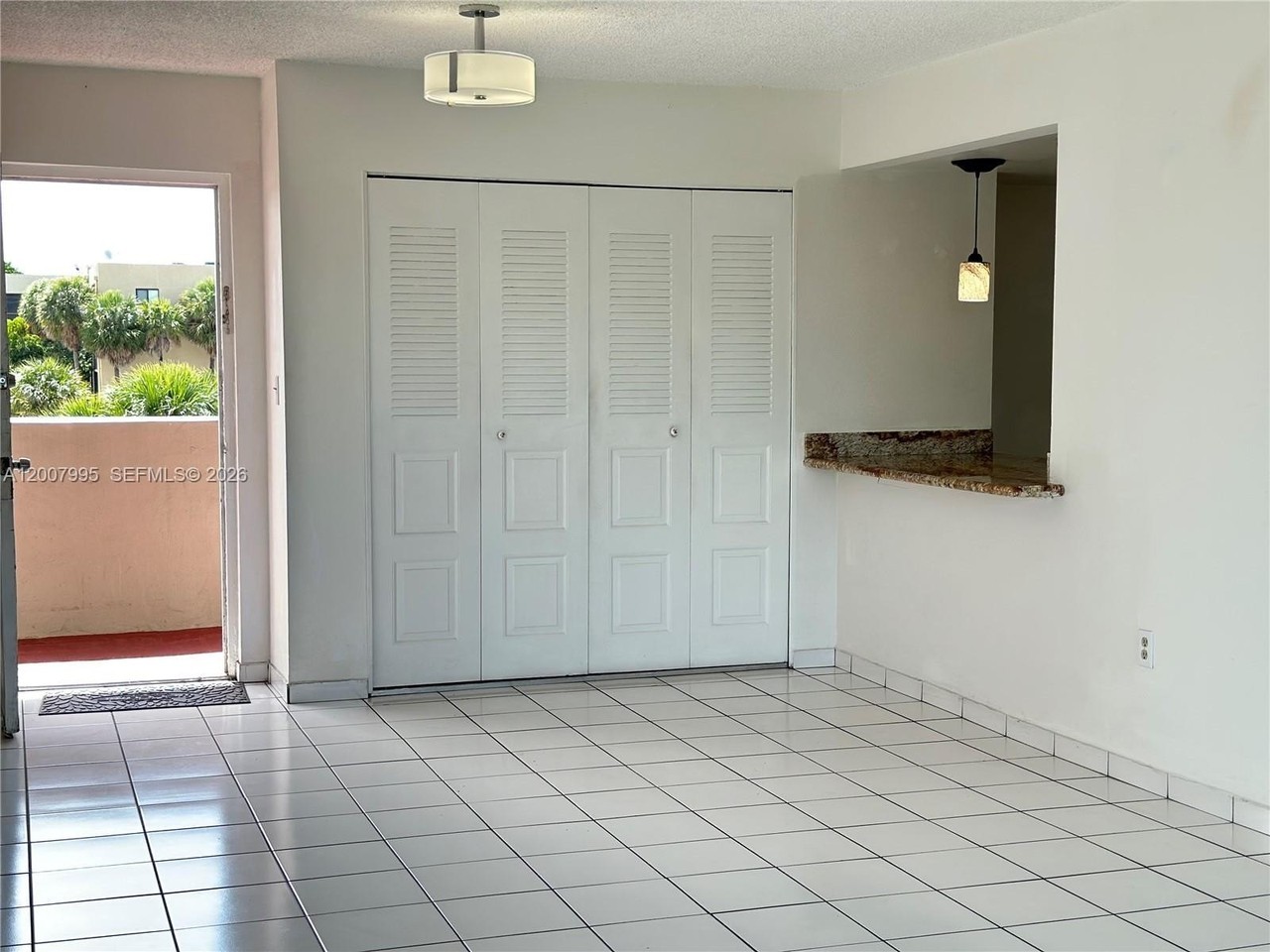 802 Nw 87th Ave #315 - Photo 4 of 17