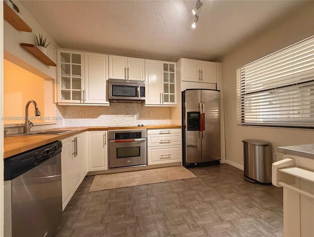 511 Ives Dairy Rd #301-6 - Photo 3 of 50