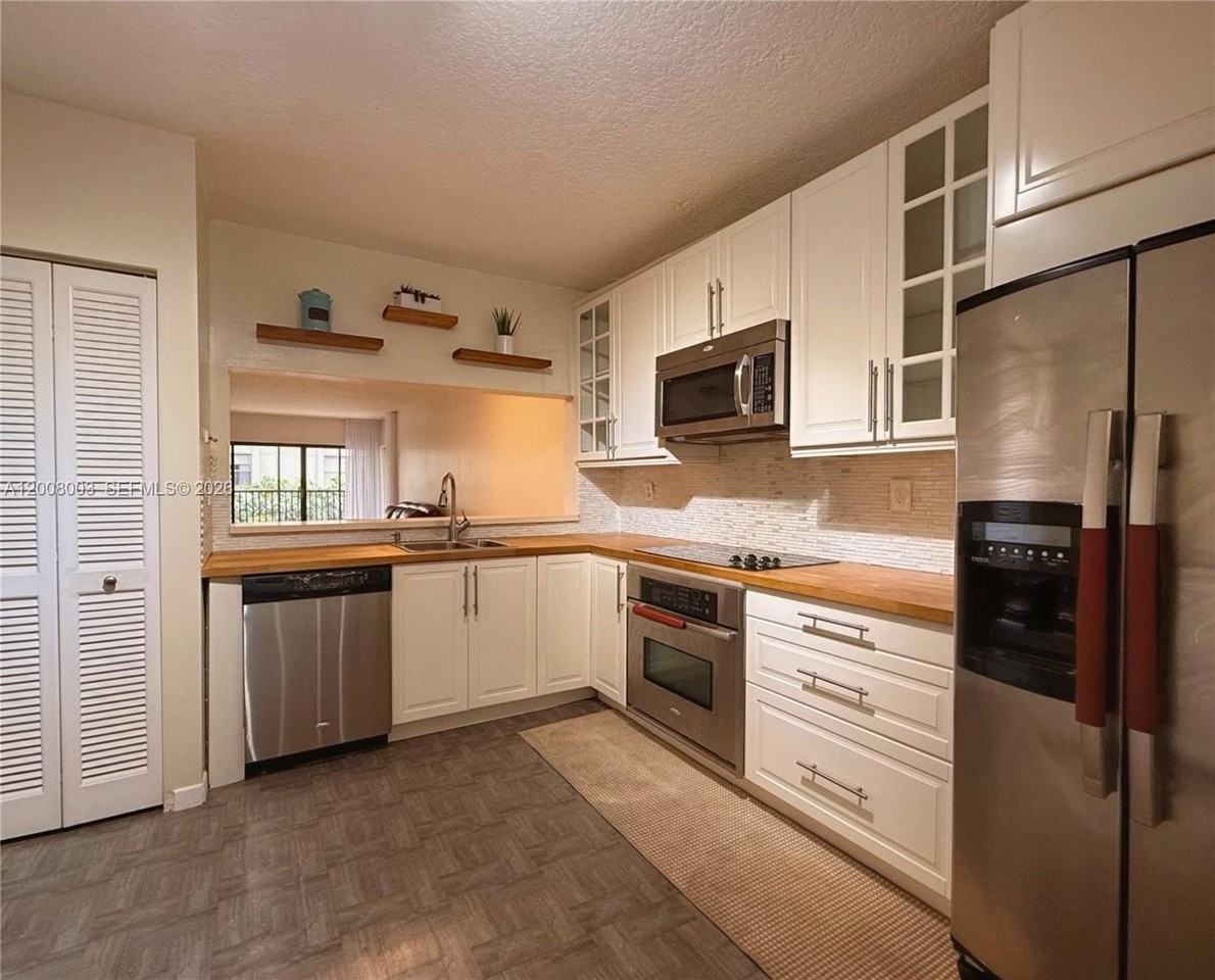 511 Ives Dairy Rd #301-6 - Photo 5 of 50