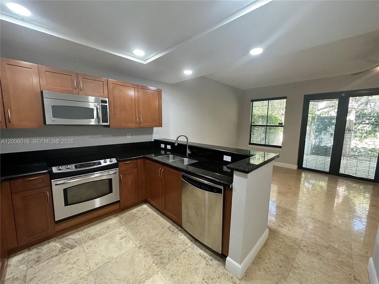 3054 Mcdonald St #8 - Photo 4 of 12