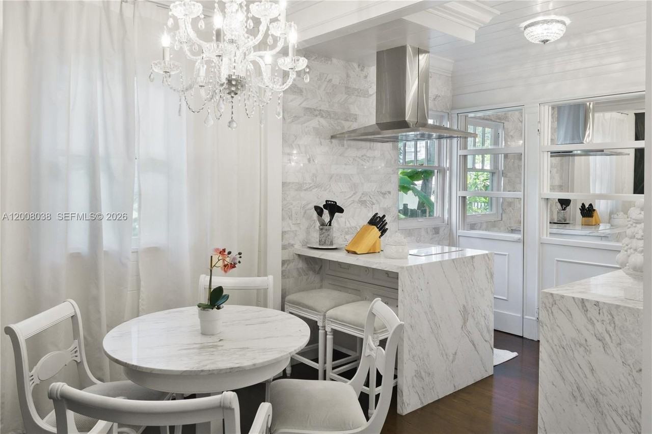 743 Nw 9th Ave #1 - Photo 7 of 19