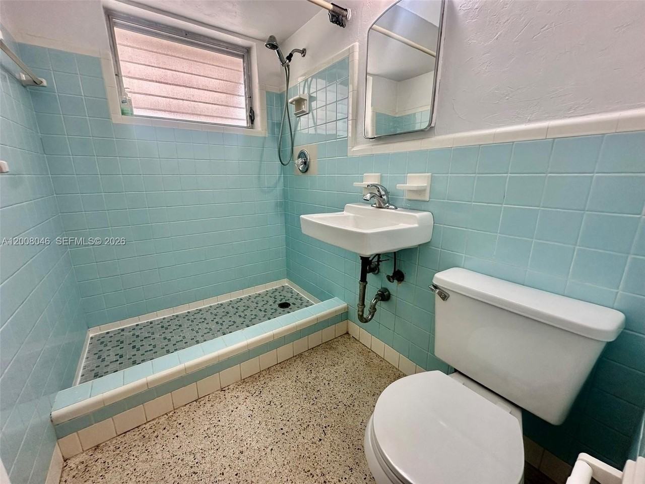 1520 Garfield St #2 - Photo 7 of 24