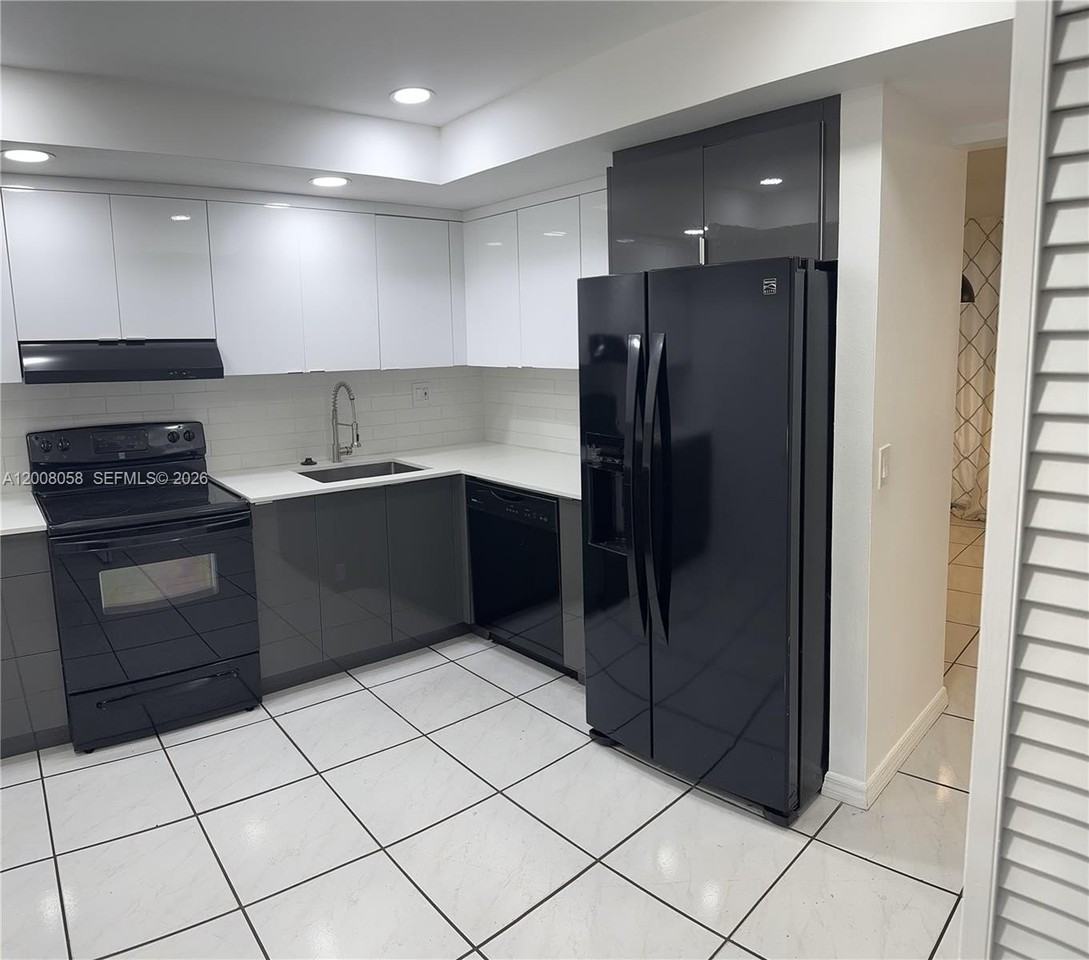 40 Chestnut Cir - Photo 2 of 25