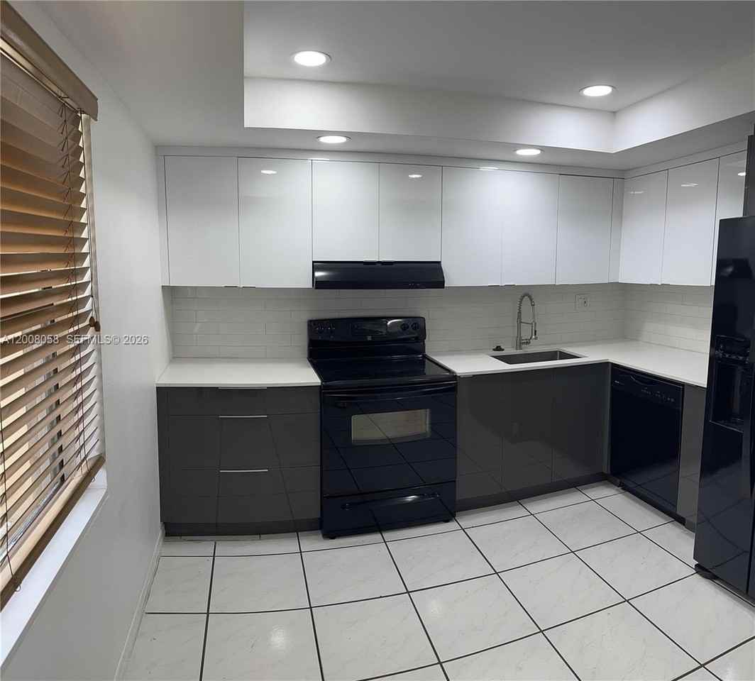 40 Chestnut Cir - Photo 3 of 25