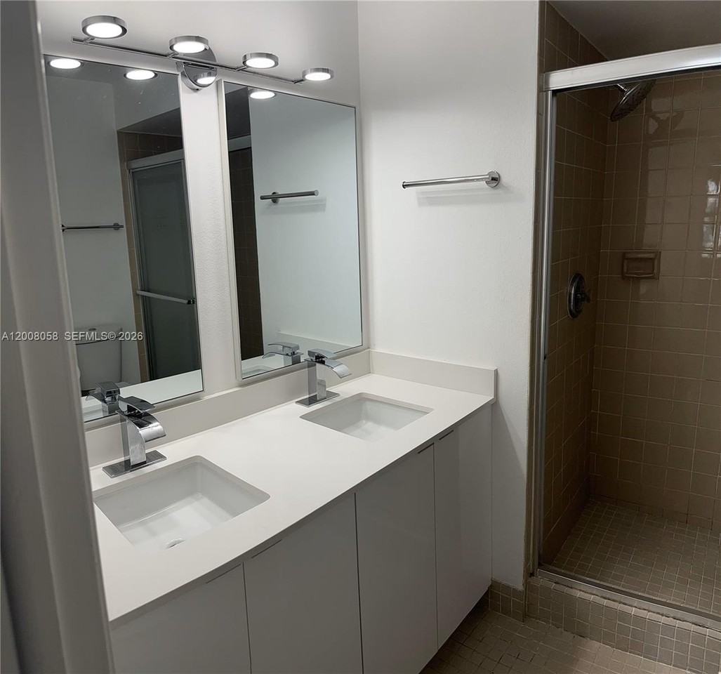 40 Chestnut Cir - Photo 4 of 25