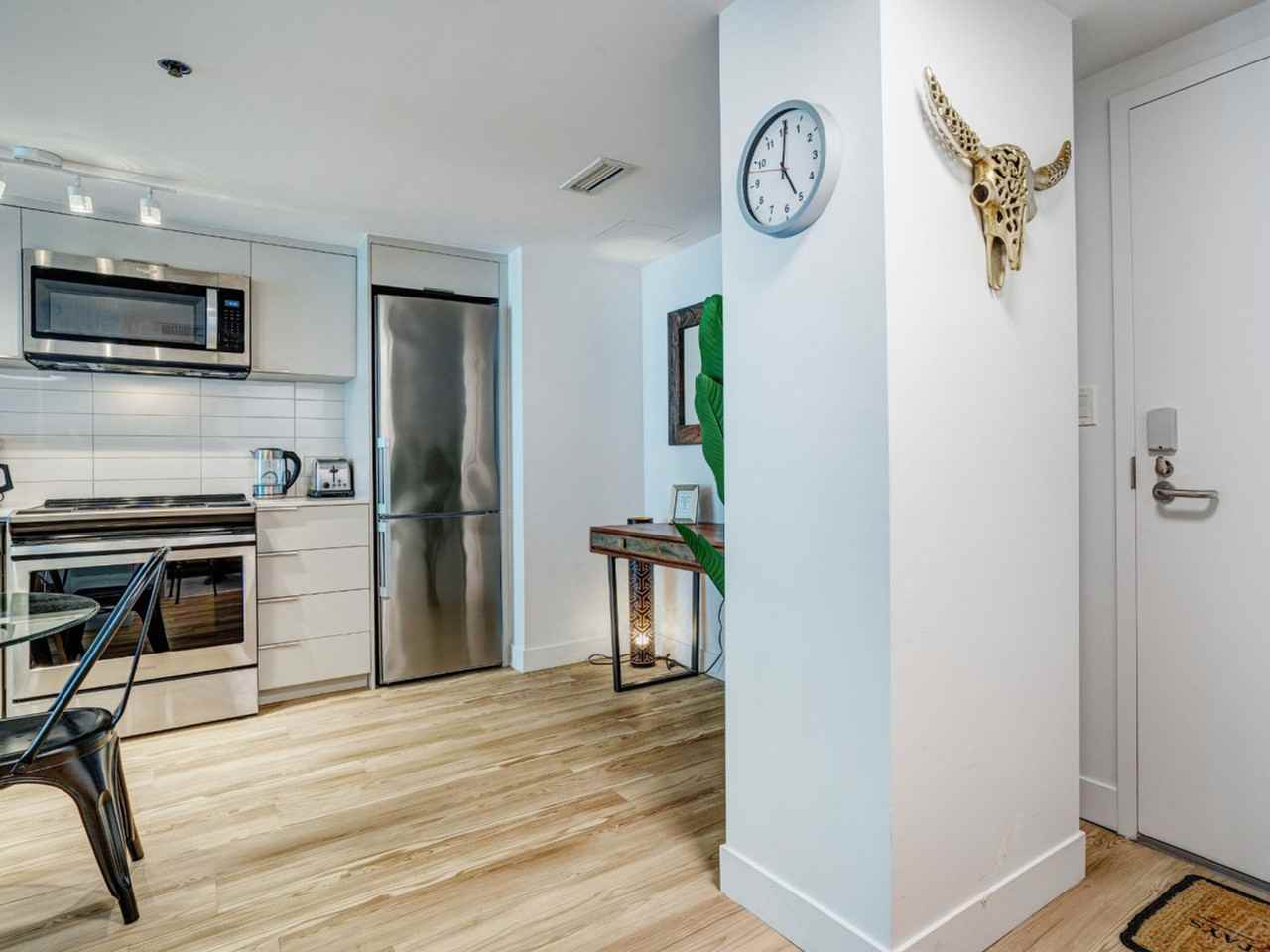 1020 Rue De Bleury #1234589P - Photo 5 of 15