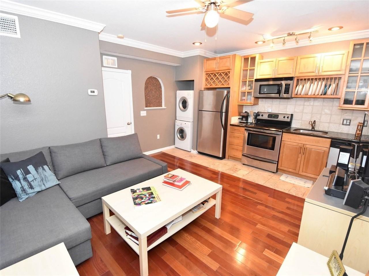 201 6th St S #203 - Photo 2 of 15