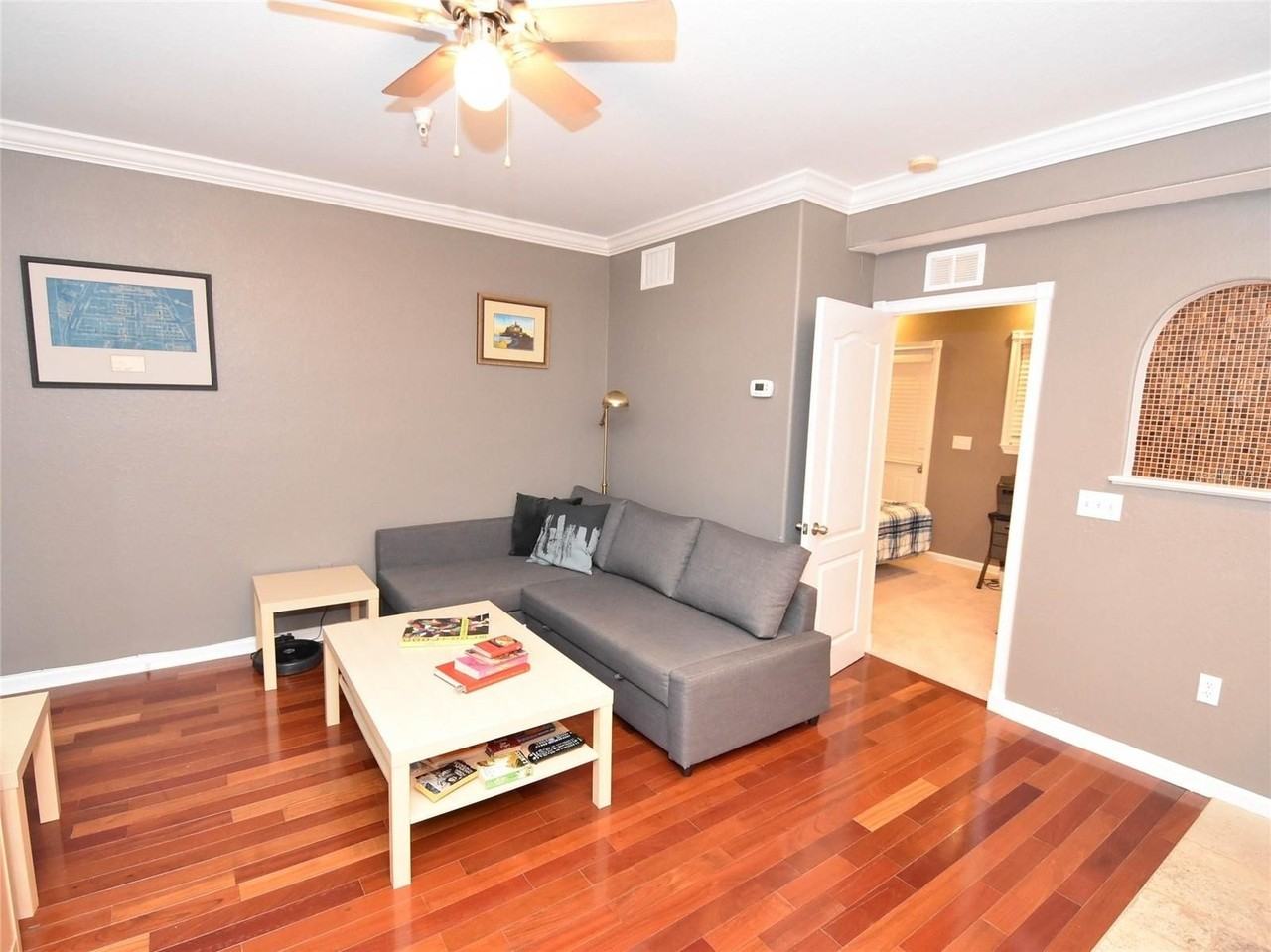 201 6th St S #203 - Photo 7 of 15