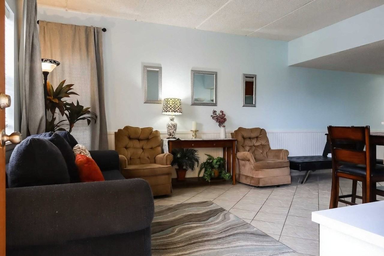 121 E Venus Ln #1255568P - Photo 5 of 18