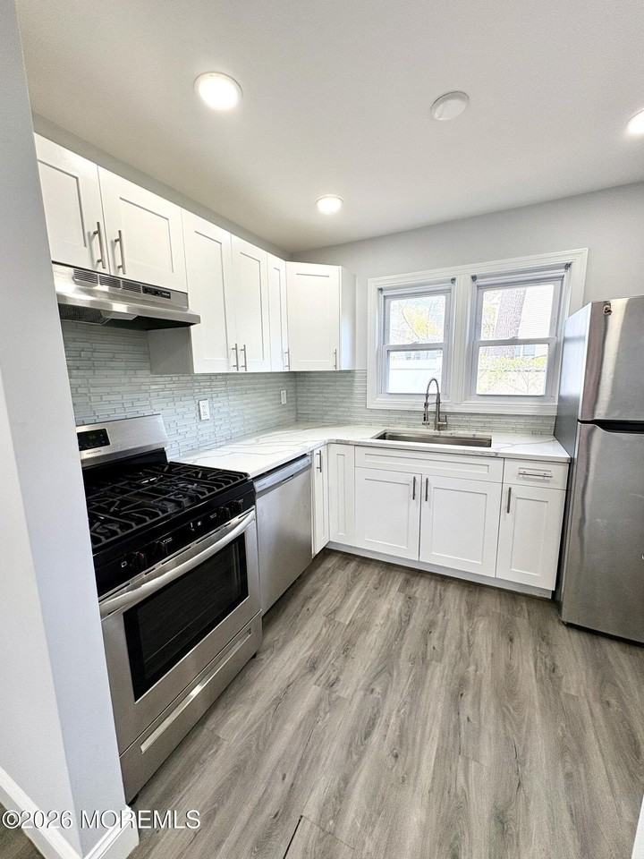 711 Mckinley Ave - Photo 6 of 20